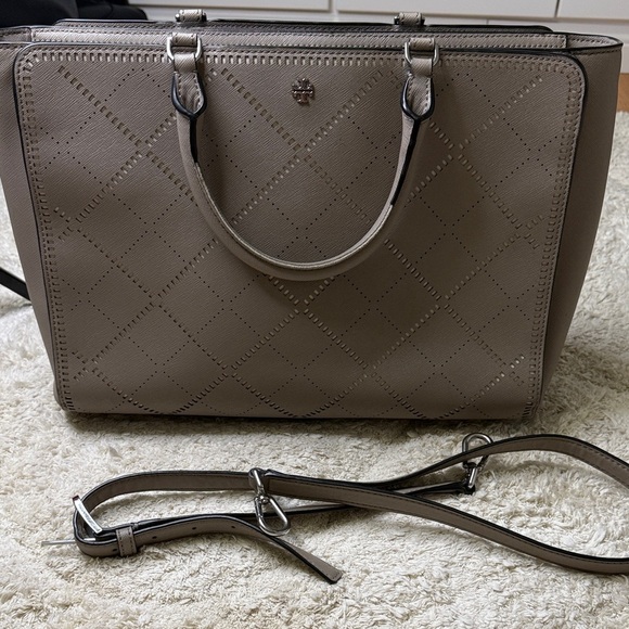 Tory Burch Robinson Crosshatch Tote Shoulder Bag Taupe - Picture 16 of 16